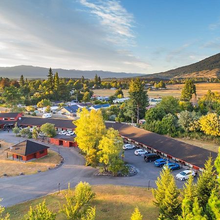 Parklands Motorlodge & Holiday Park Turangi Exterior foto