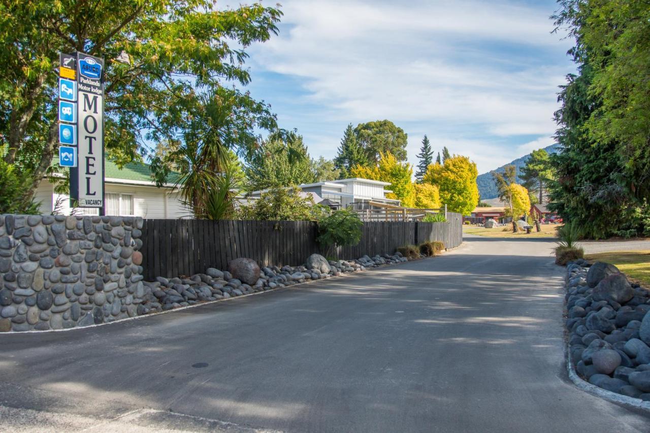 Parklands Motorlodge & Holiday Park Turangi Exterior foto
